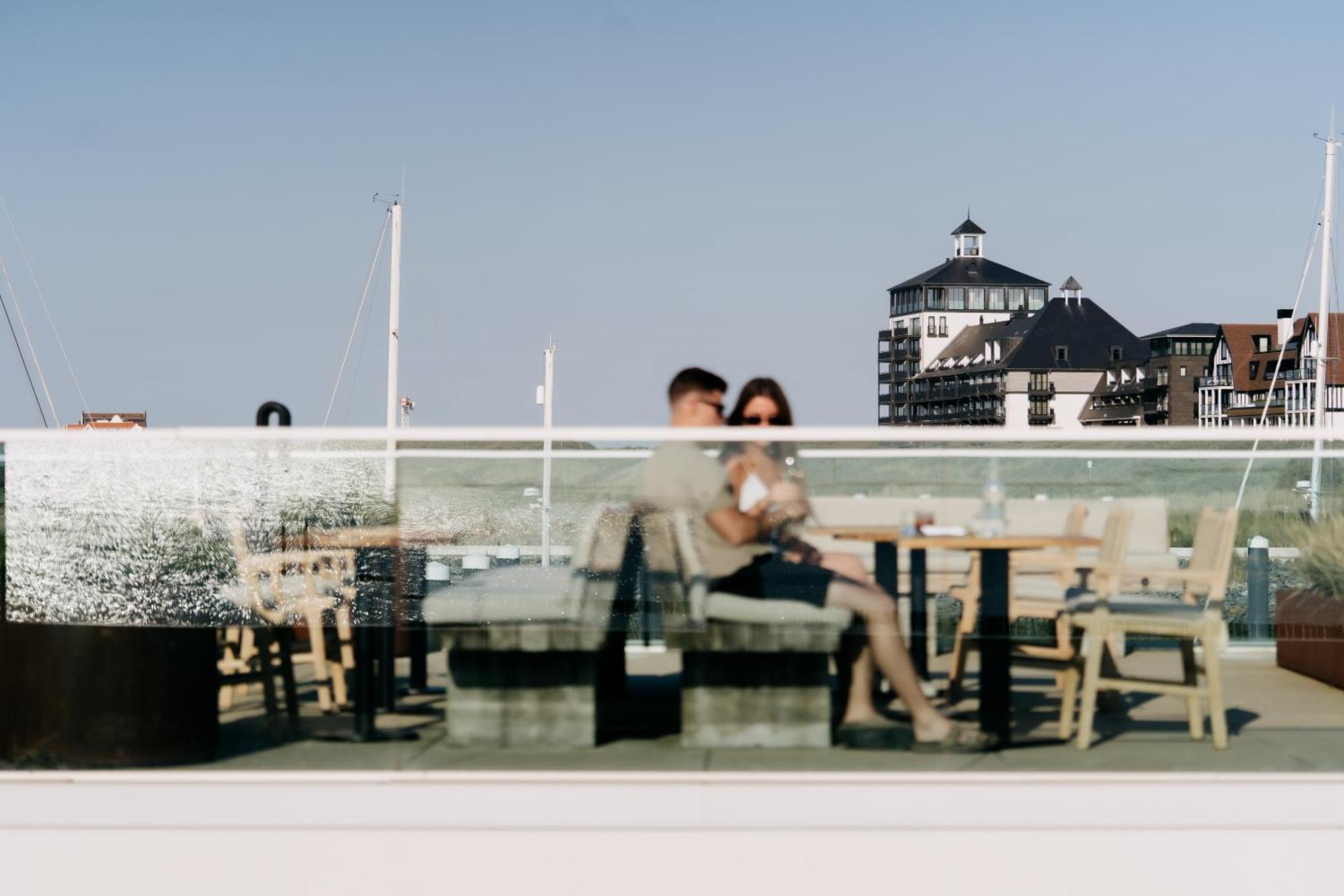 Strandhotel Cadzand Exterior photo