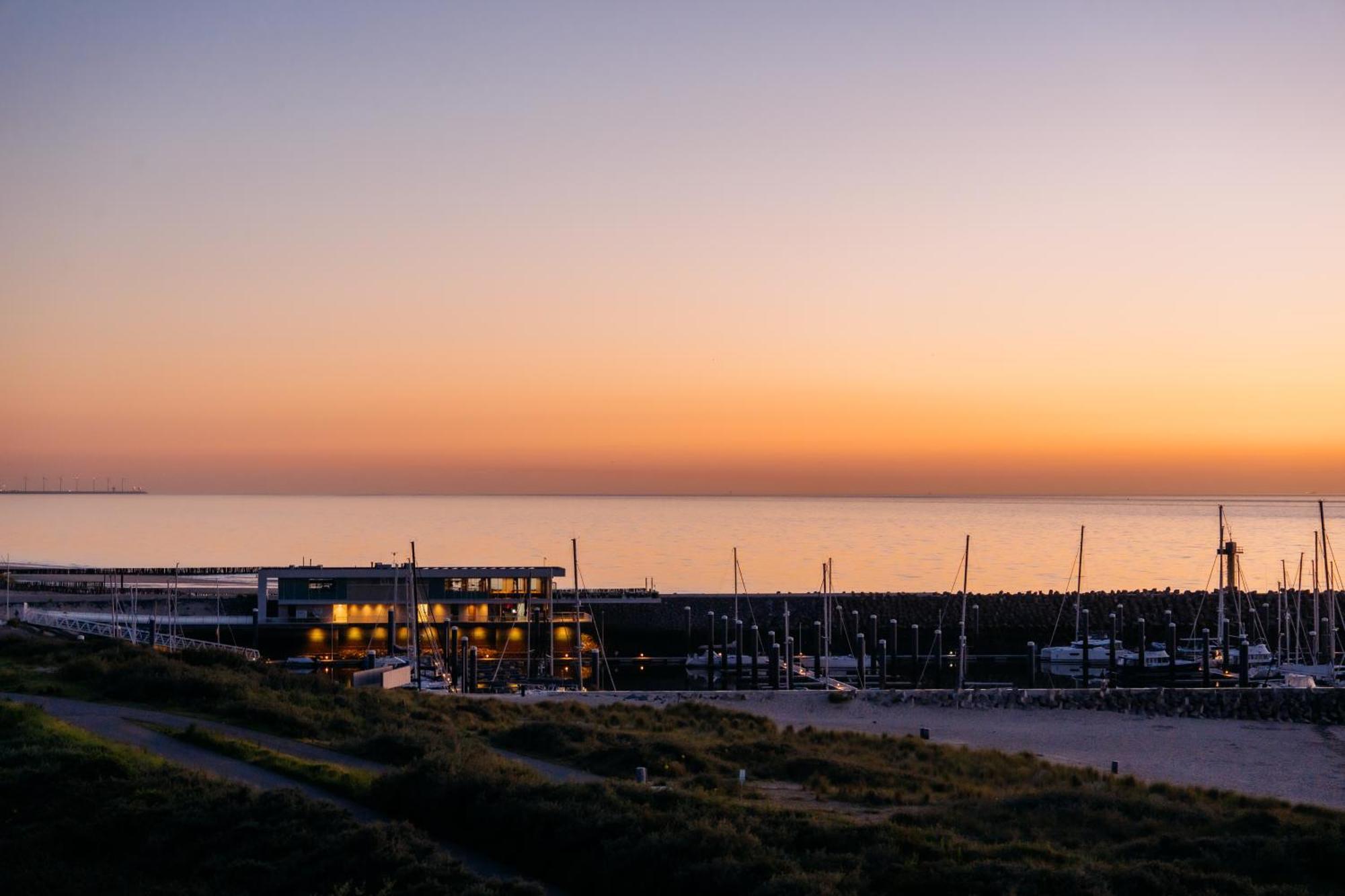 Strandhotel Cadzand Exterior photo